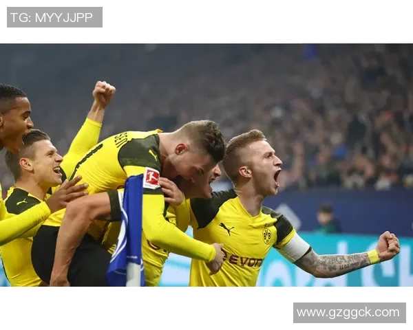 沙尔克04主场双杀多特,重登胜利之巅!